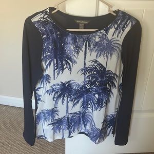 Tommy Bahama women’s shirt blue and white Size XS silk and cotton blend